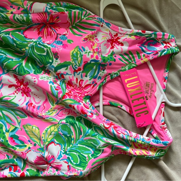 Lilly Pulitzer Pink Journey to the Jungle Set - Picture 2 of 5